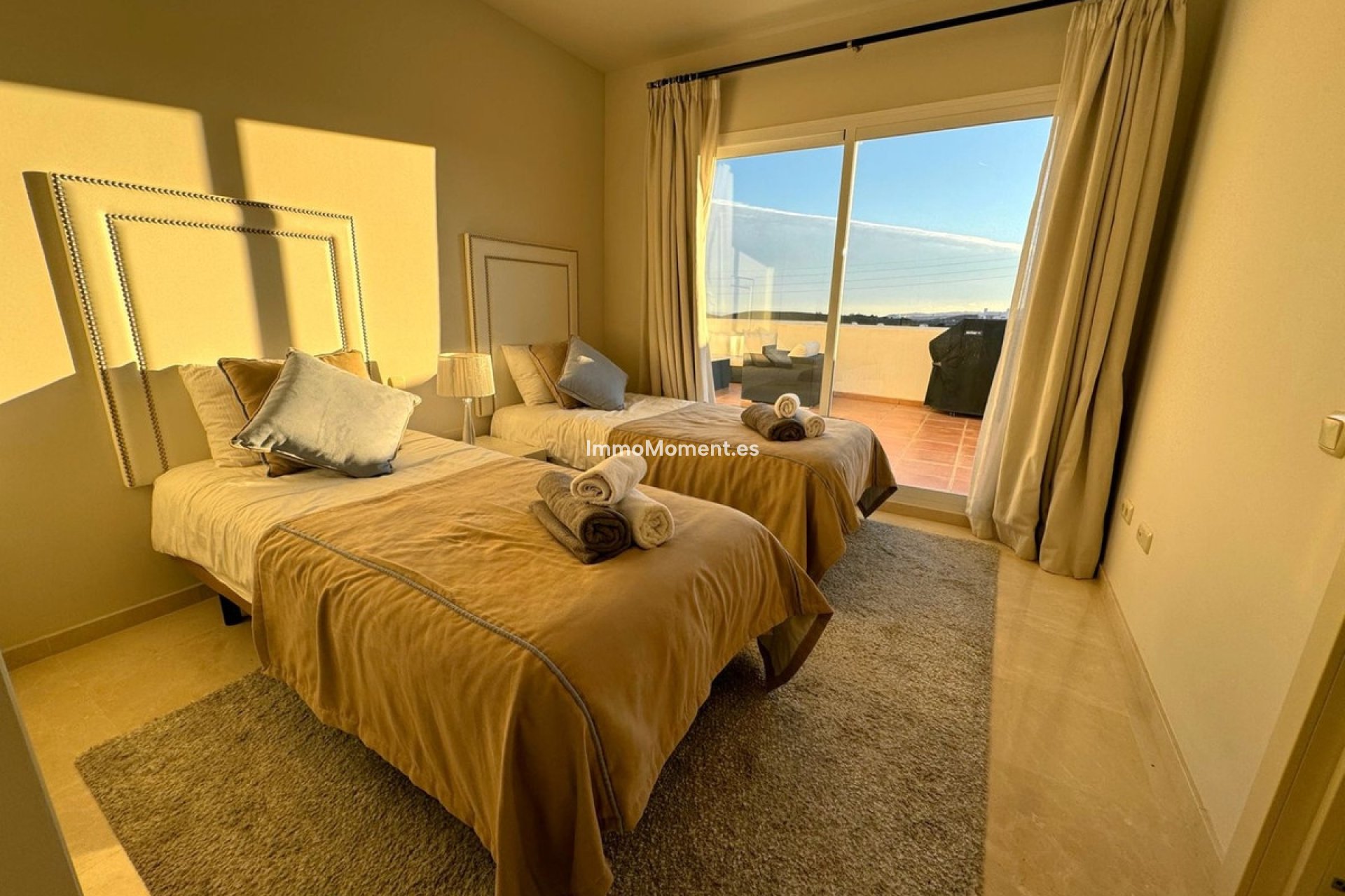 Resale - Apartment - Estepona - Estepona Centro