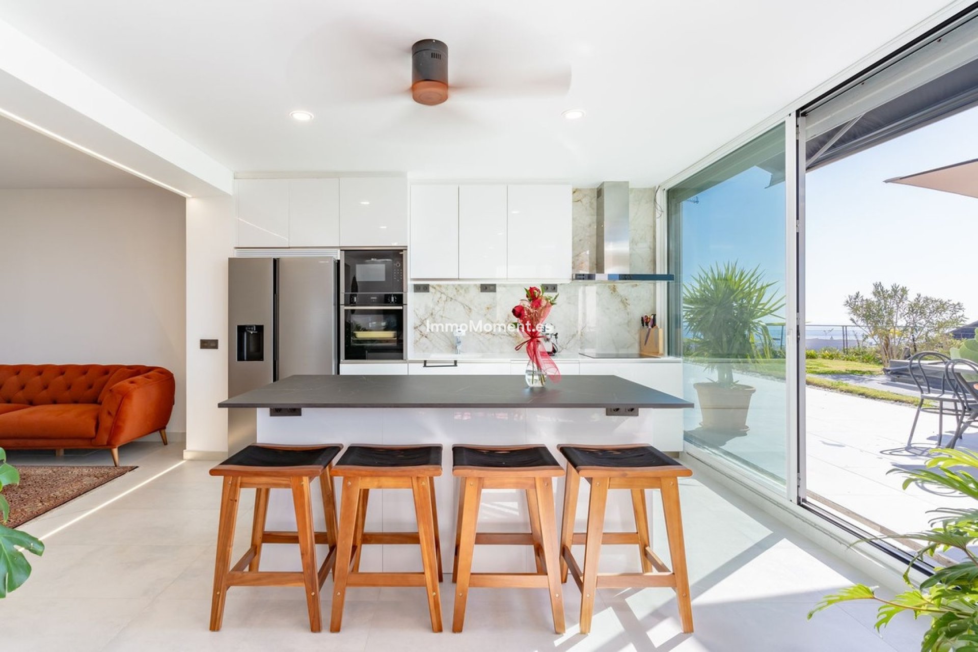 Resale - Apartment - Estepona - Estepona Centro