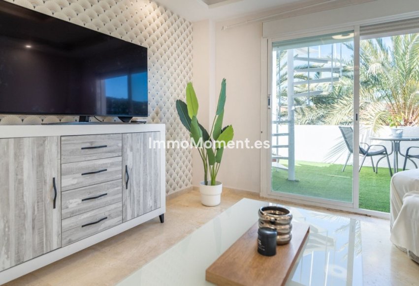Resale - Apartment - Estepona - Estepona Centro
