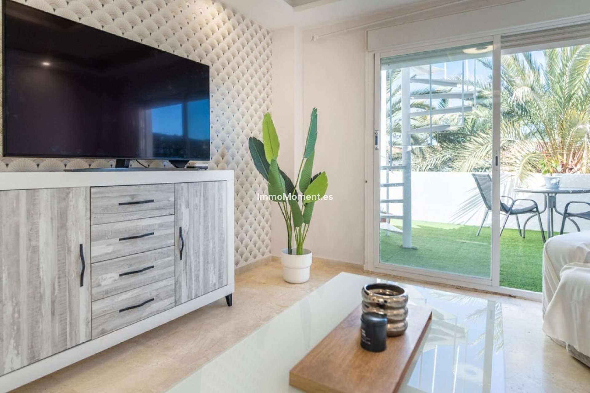 Resale - Apartment - Estepona - Estepona Centro