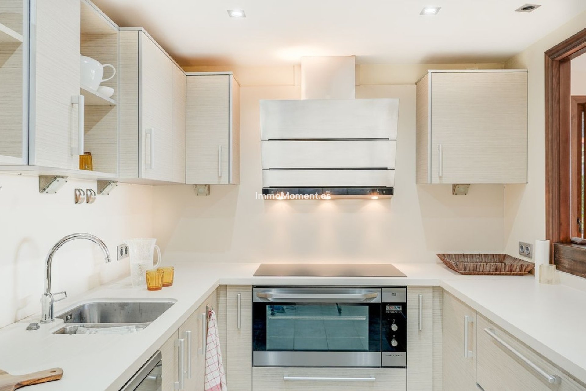 Resale - Apartment - Estepona - Estepona Centro