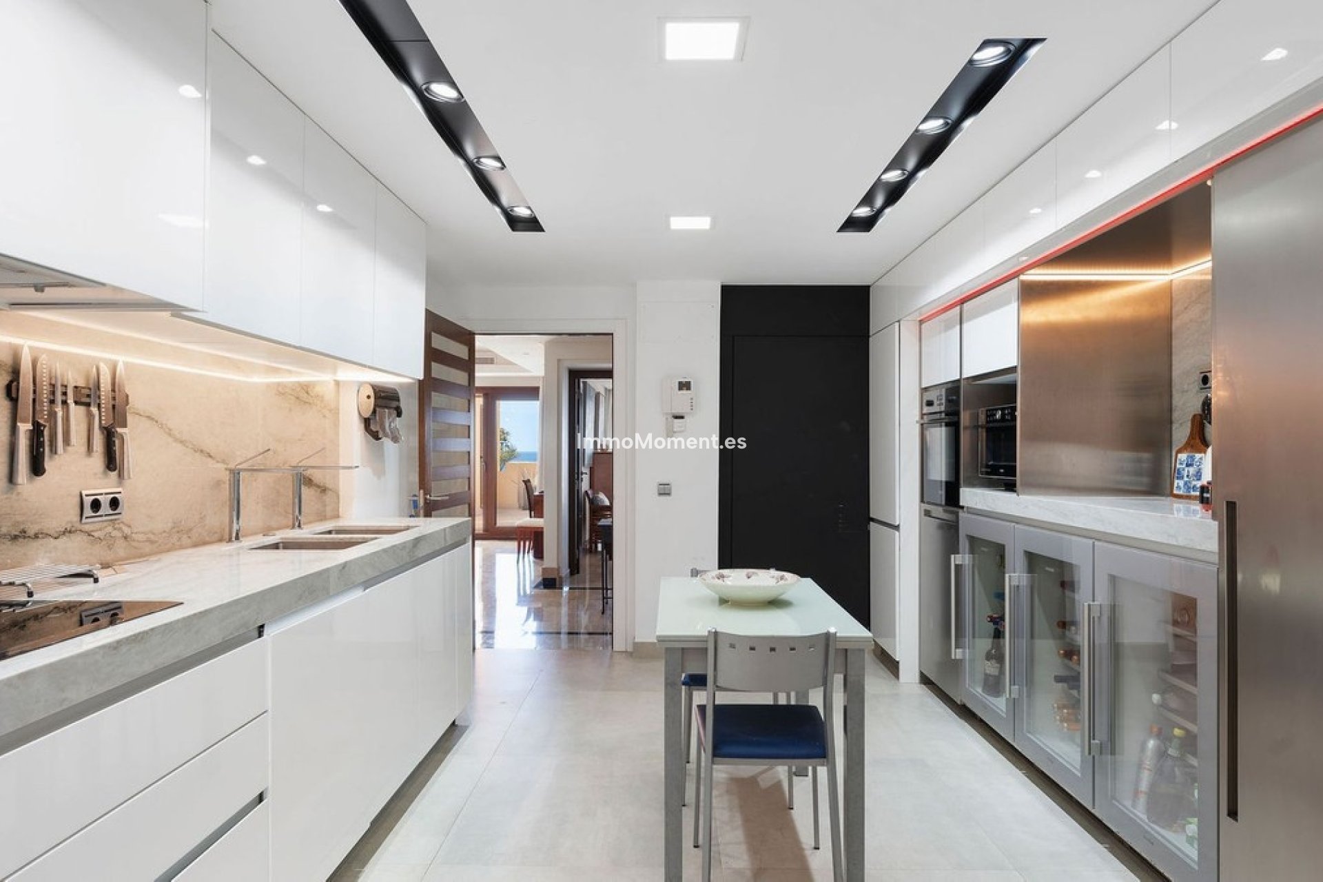 Resale - Apartment - Estepona - Estepona Centro