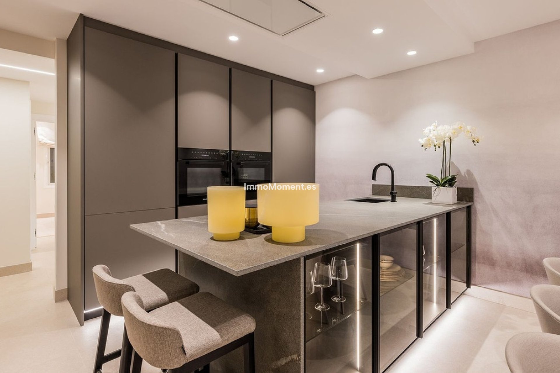 Resale - Apartment - Estepona - Estepona Centro