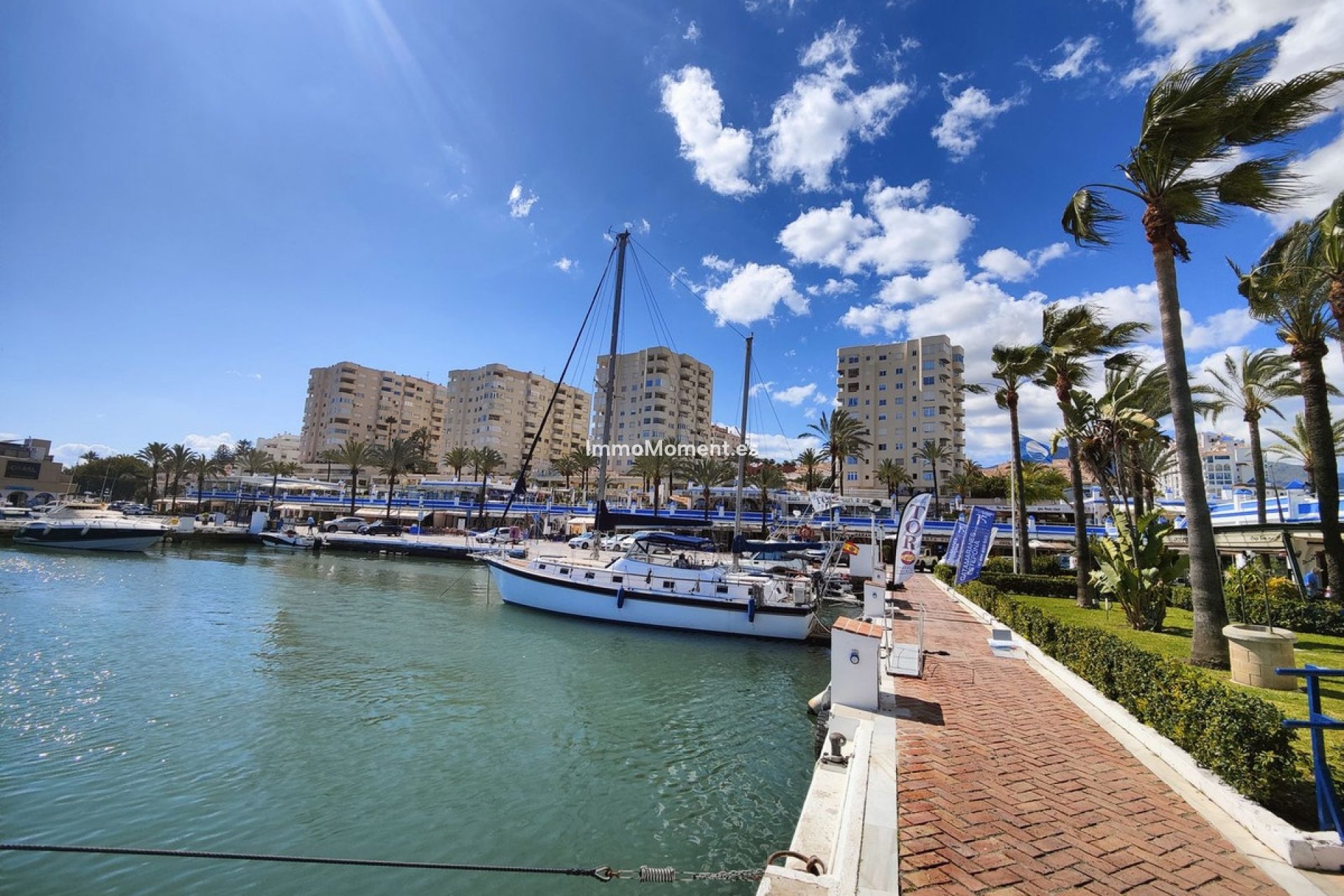 Resale - Apartment - Estepona - Estepona Centro