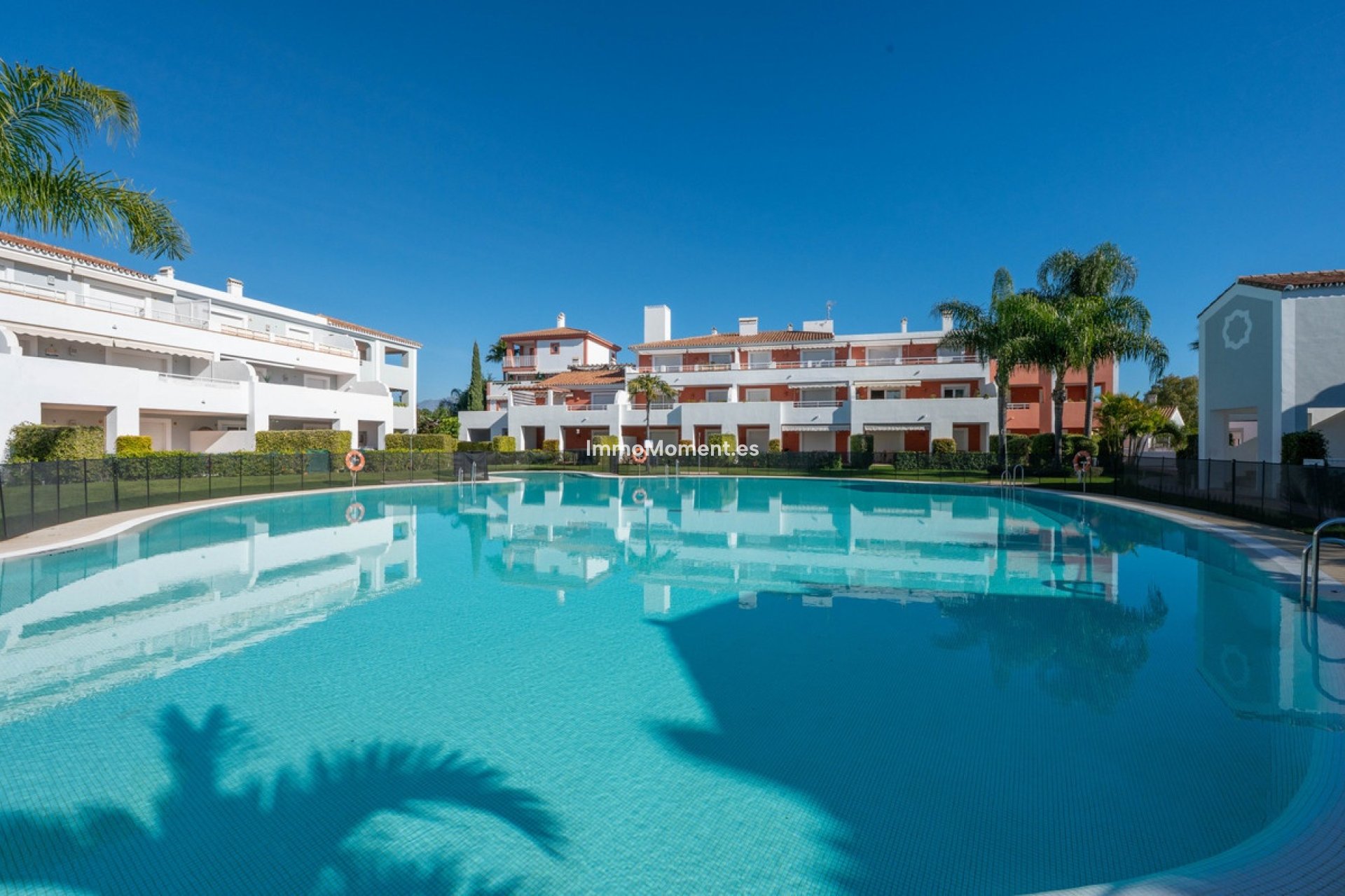 Resale - Apartment - Estepona - Estepona Centro