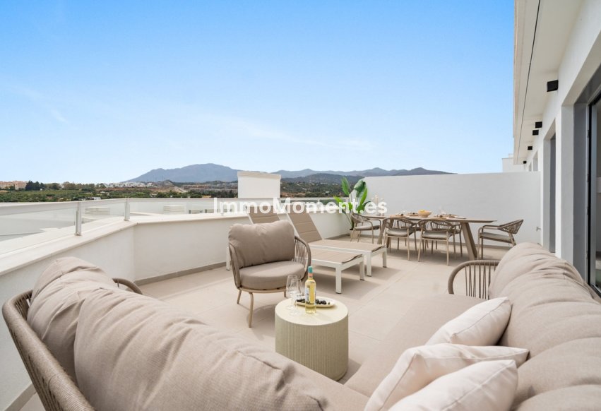 Resale - Apartment - Estepona - Estepona Centro