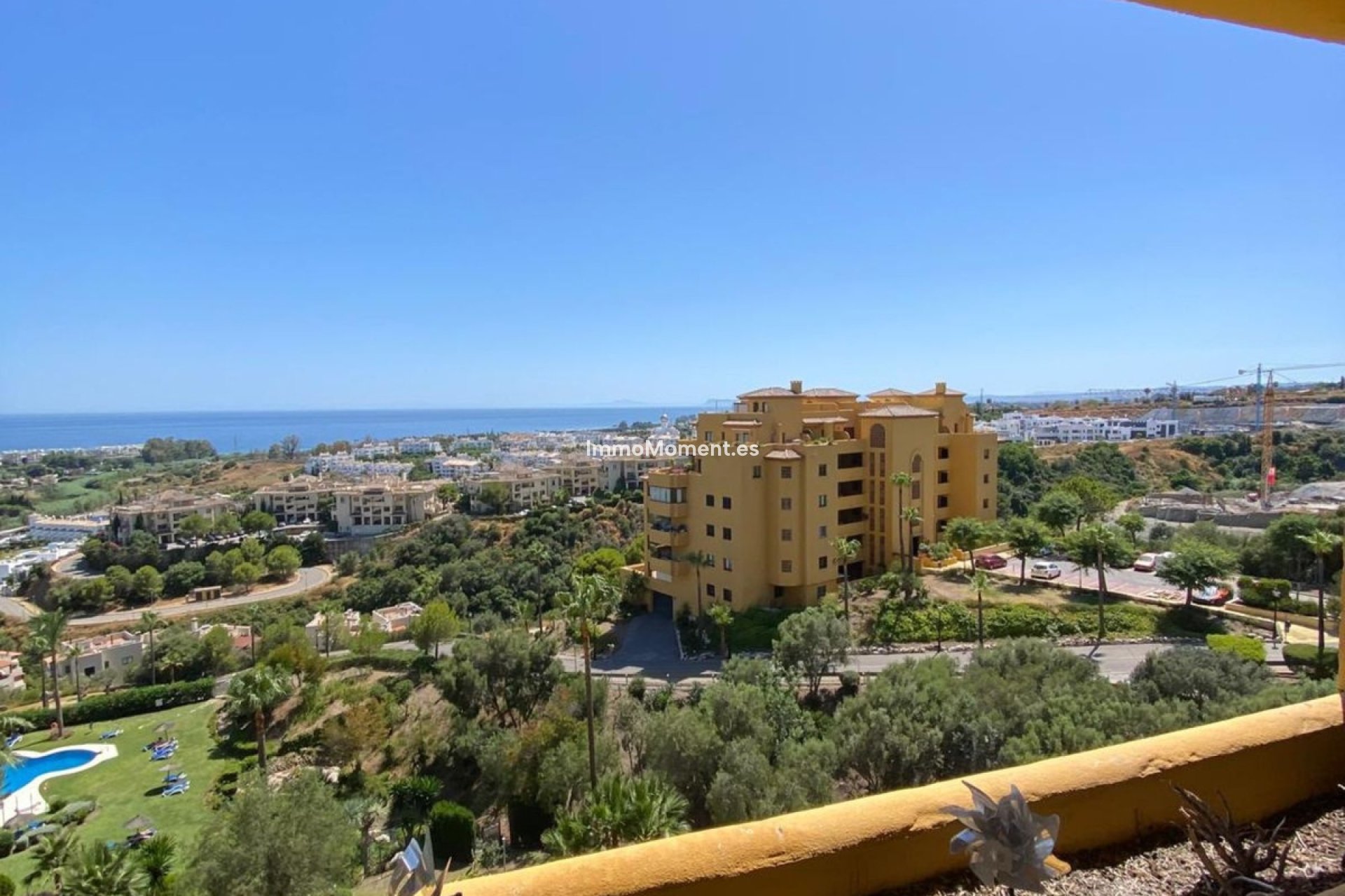 Resale - Apartment - Estepona - Estepona Centro