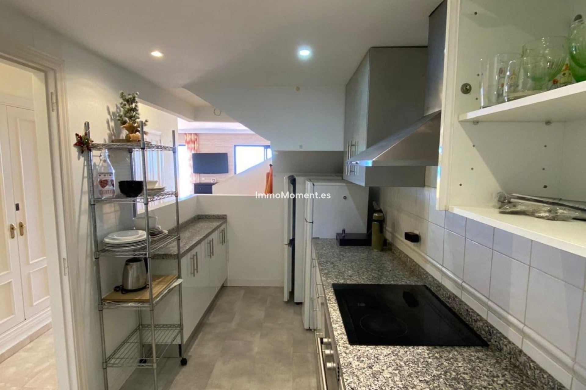 Resale - Apartment - Estepona - Estepona Centro
