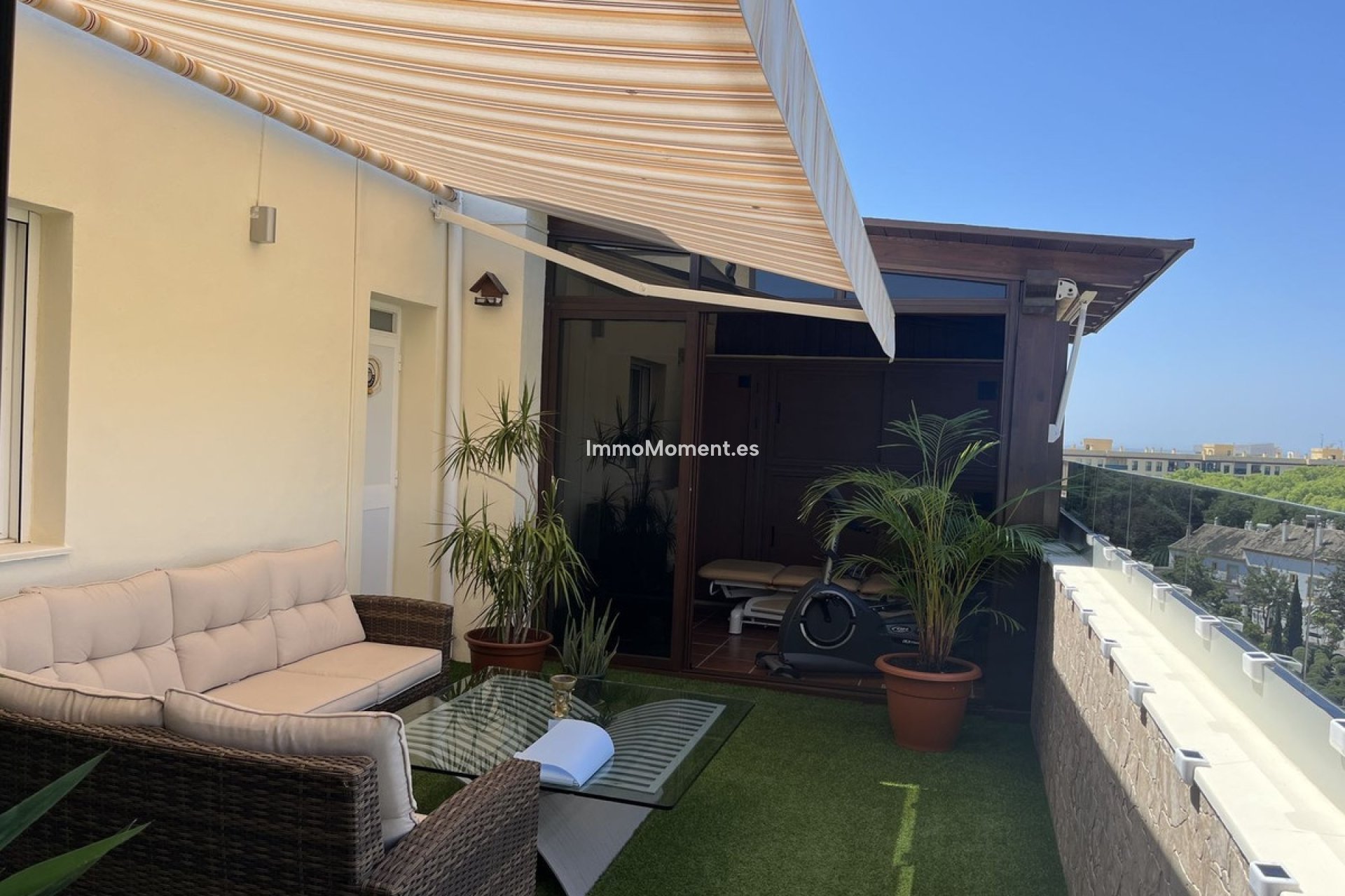 Resale - Apartment - Estepona - Estepona Centro