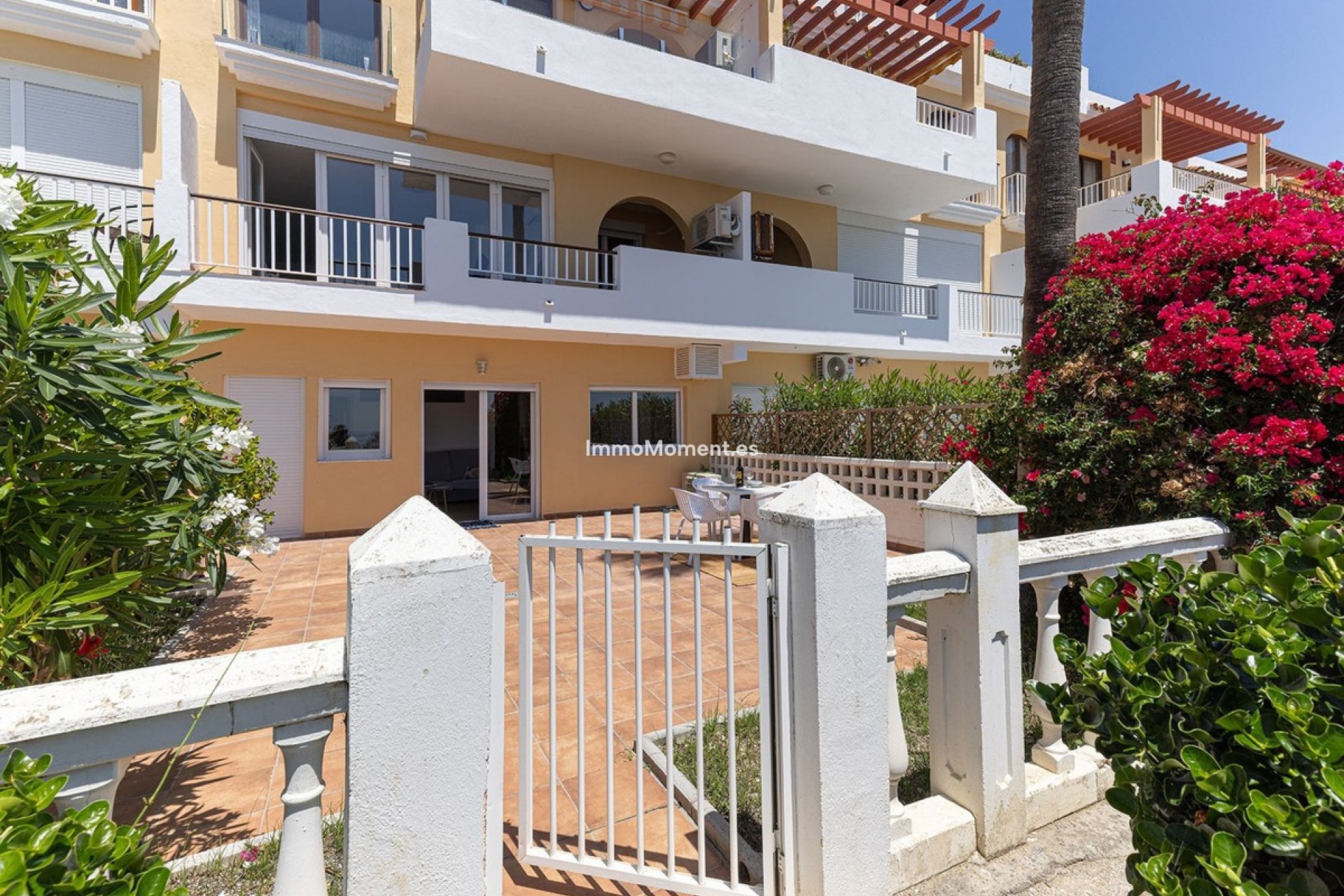 Resale - Apartment - Estepona - Estepona Centro