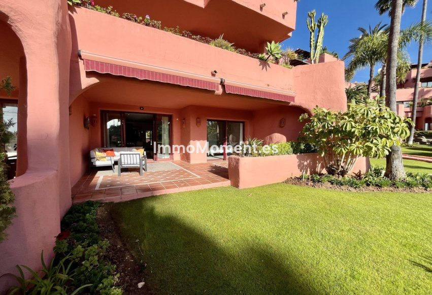Resale - Apartment - Estepona - Estepona Centro