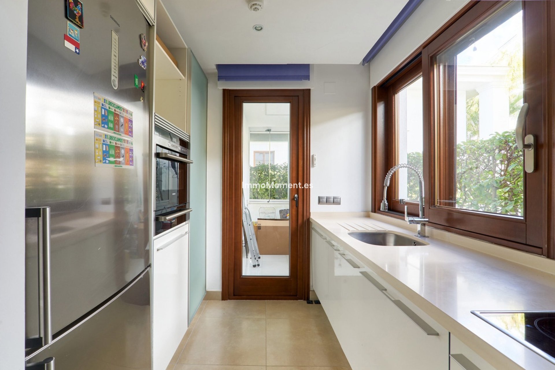 Resale - Apartment - Estepona - Estepona Centro