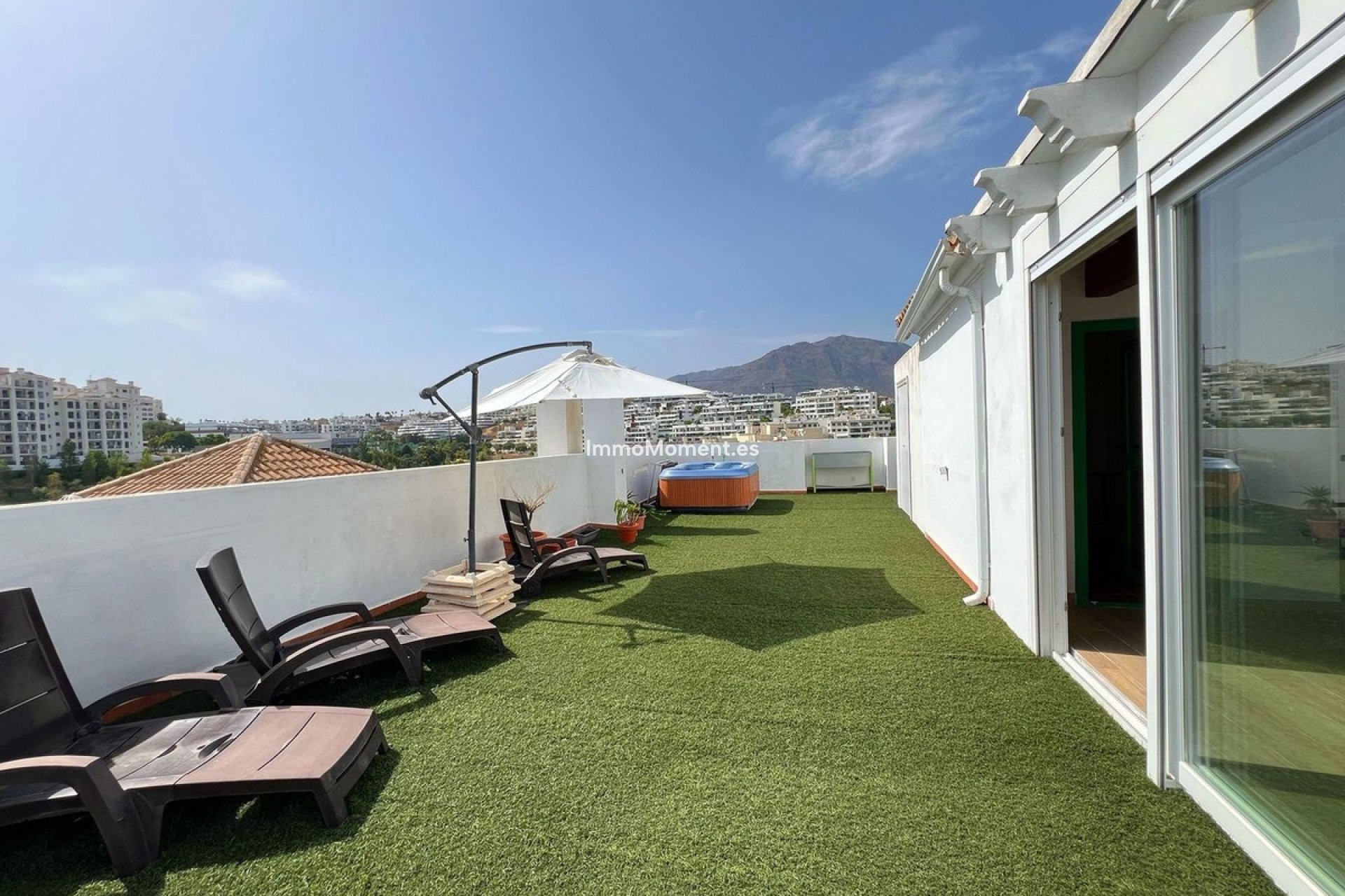 Resale - Apartment - Estepona - Estepona Centro