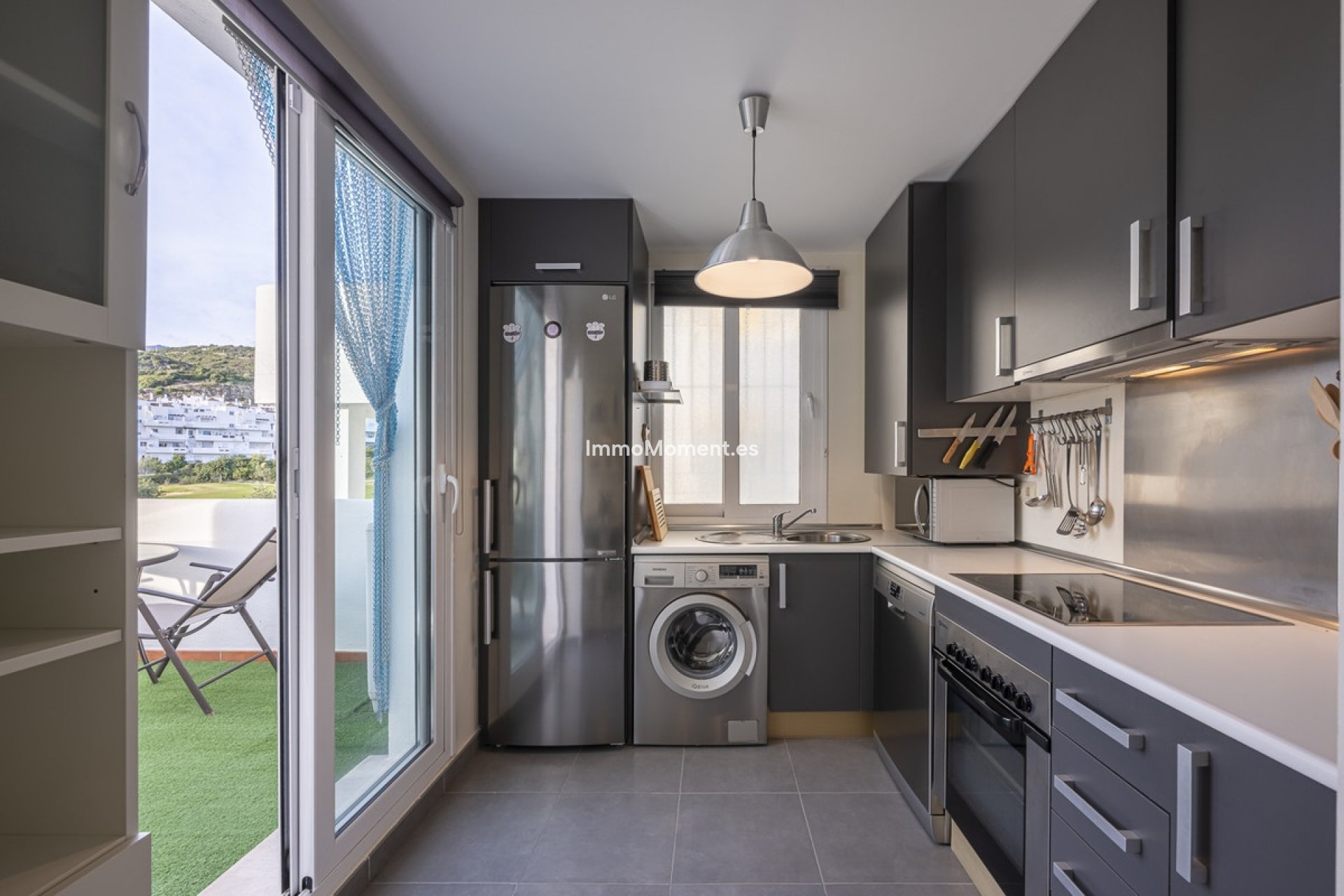 Resale - Apartment - Estepona - Estepona Centro