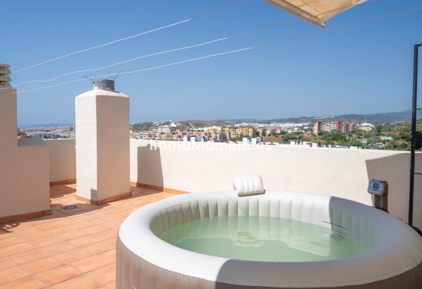 Resale - Apartment - Estepona - Estepona Centro