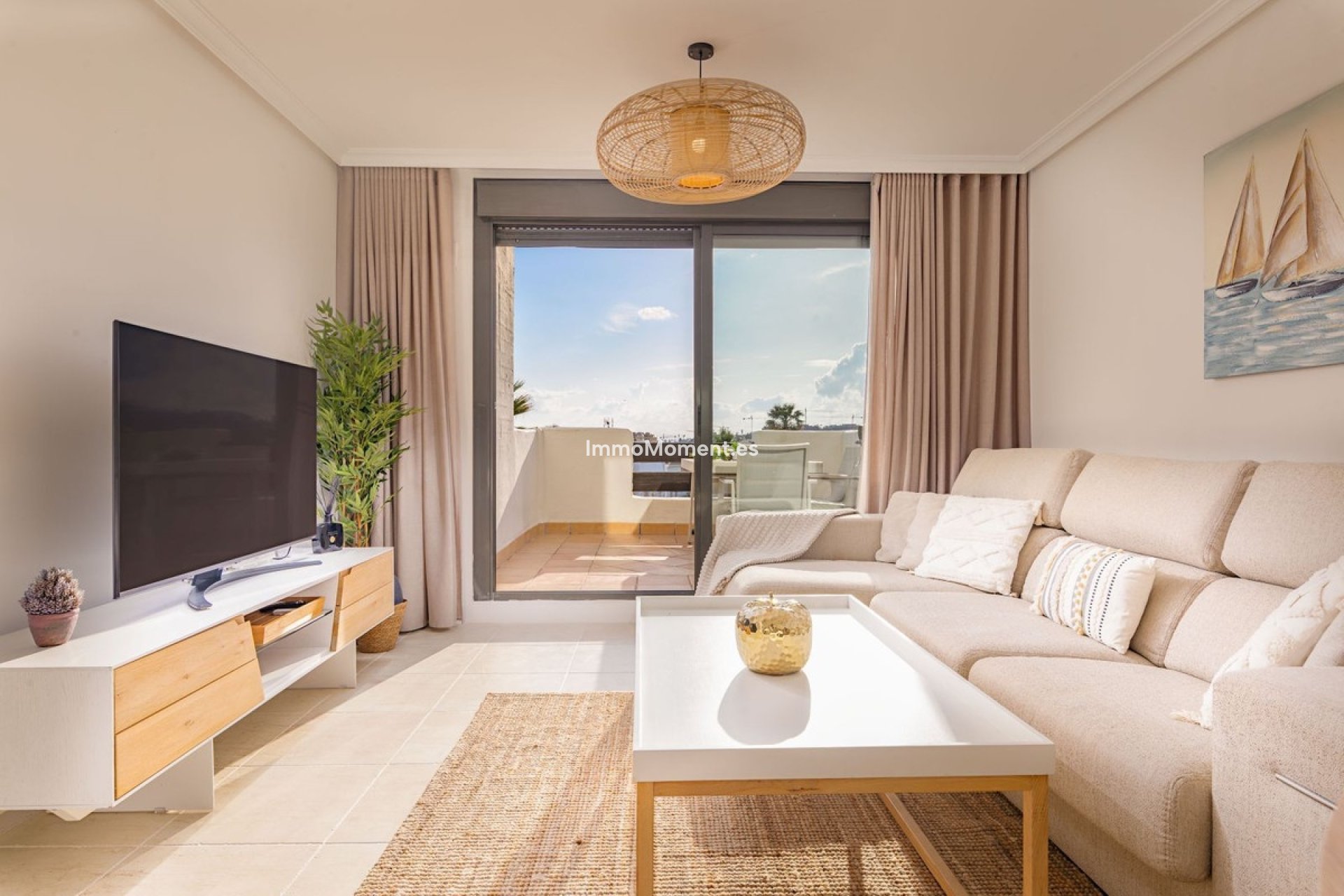 Resale - Apartment - Estepona - Estepona Centro