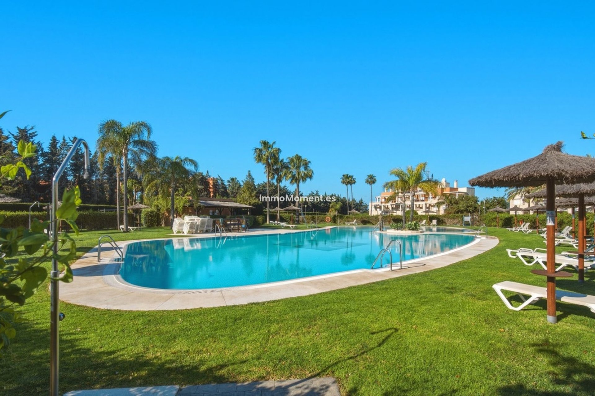 Resale - Apartment - Estepona - Estepona Centro