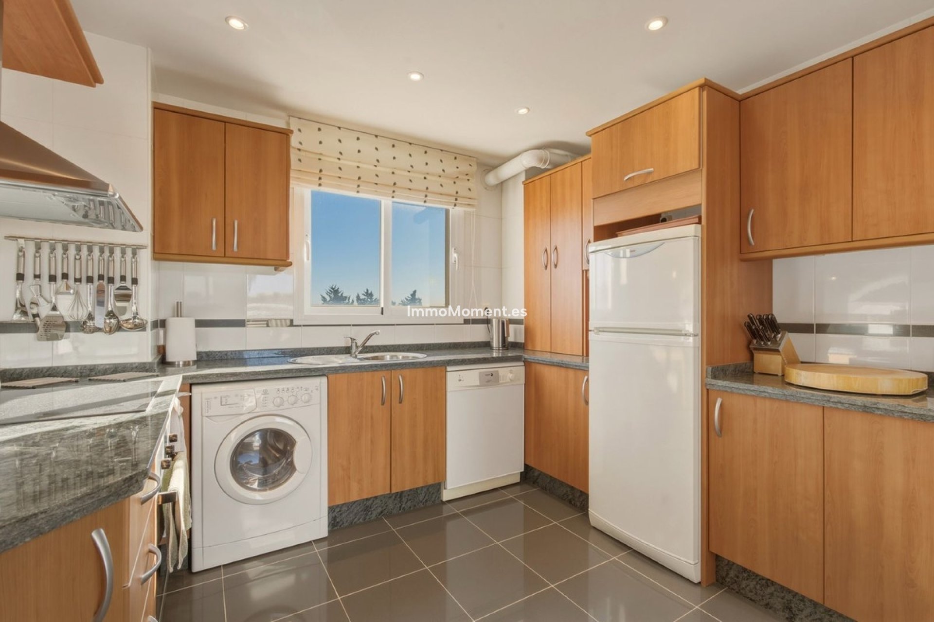 Resale - Apartment - Estepona - Estepona Centro