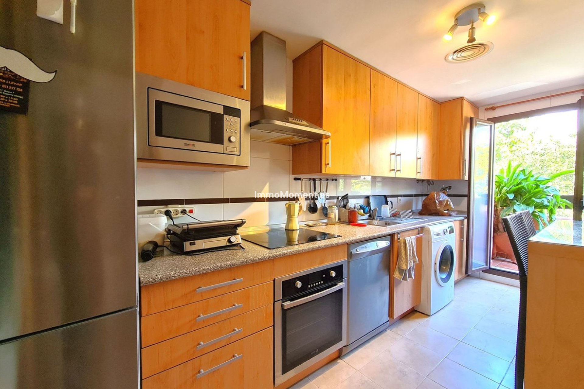 Resale - Apartment - Estepona - Estepona Centro