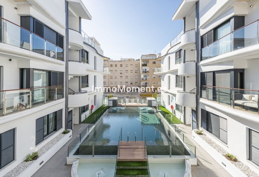 Resale - Apartment - Estepona - Estepona Centro