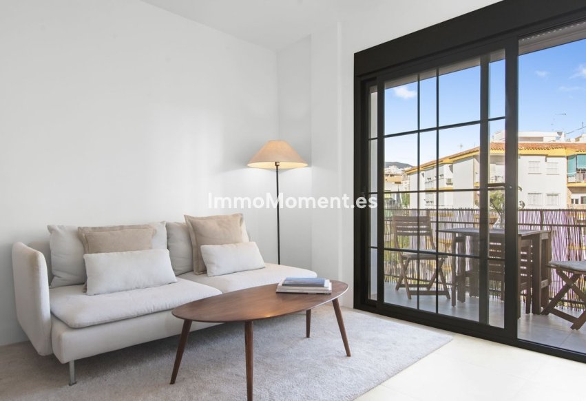 Resale - Apartment - Estepona - Estepona Centro