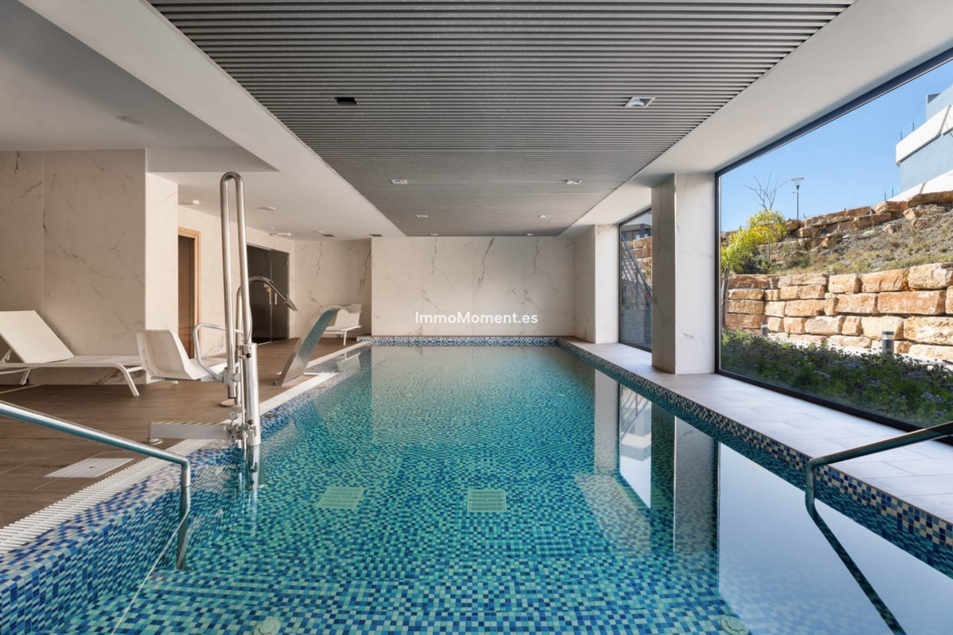 Resale - Apartment - Estepona - Estepona Centro