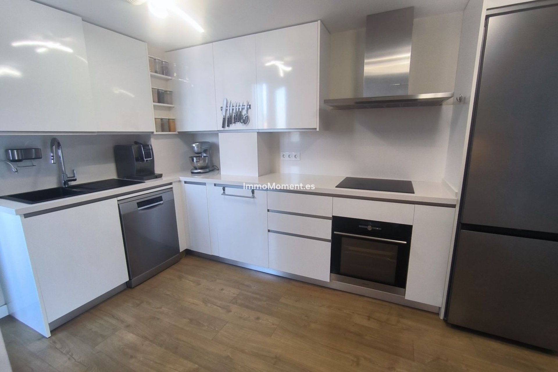 Resale - Apartment - Estepona - Estepona Centro