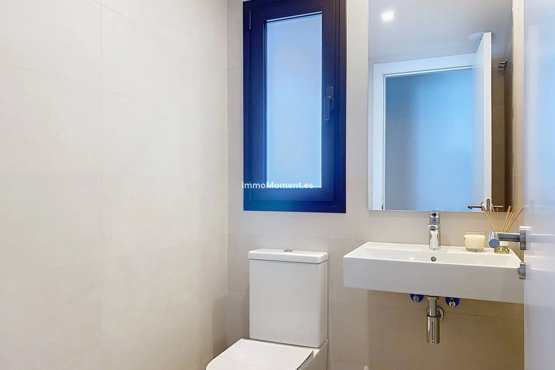 Resale - Apartment - Estepona - Estepona Centro