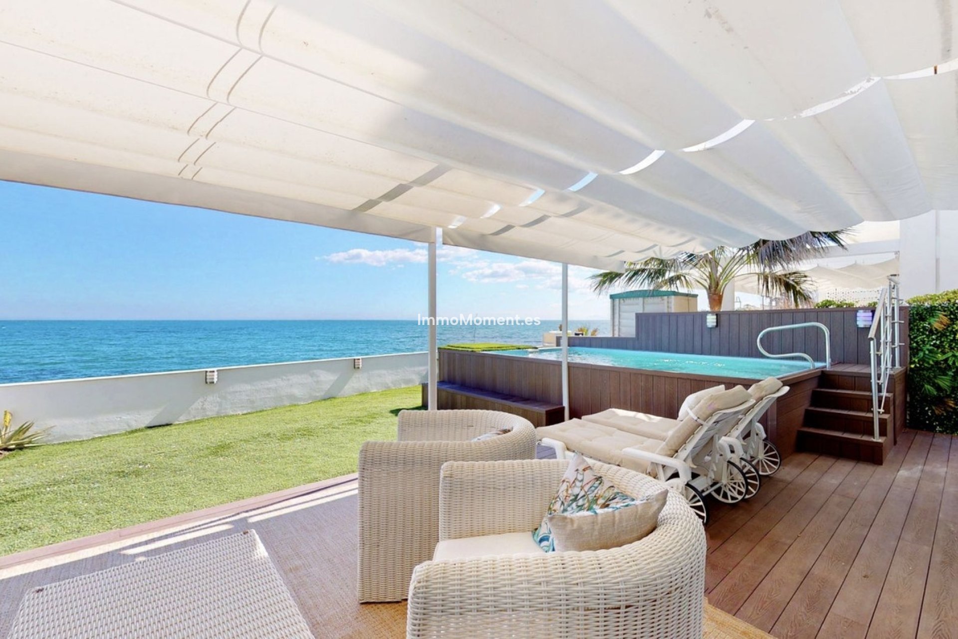 Resale - Apartment - Estepona - Estepona Centro