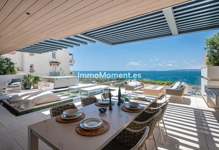 Resale - Apartment - Estepona - Estepona Centro