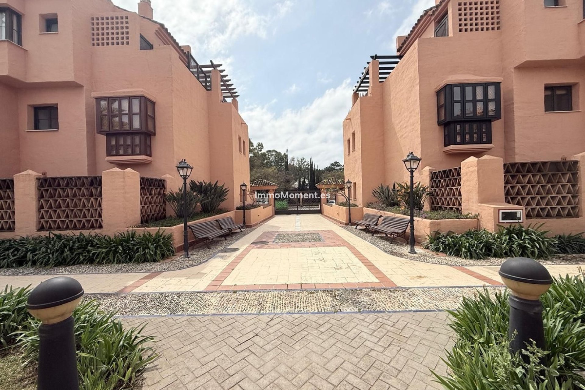 Resale - Apartment - Estepona - Estepona Centro