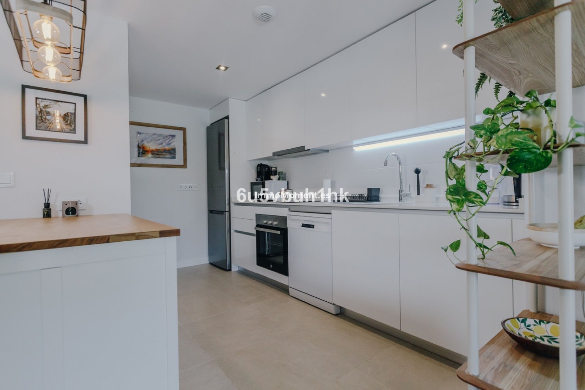 Resale - Apartment - Estepona - Estepona Centro