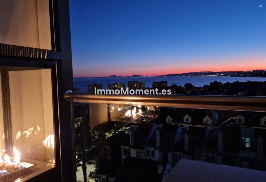 Resale - Apartment - Estepona - Estepona Centro