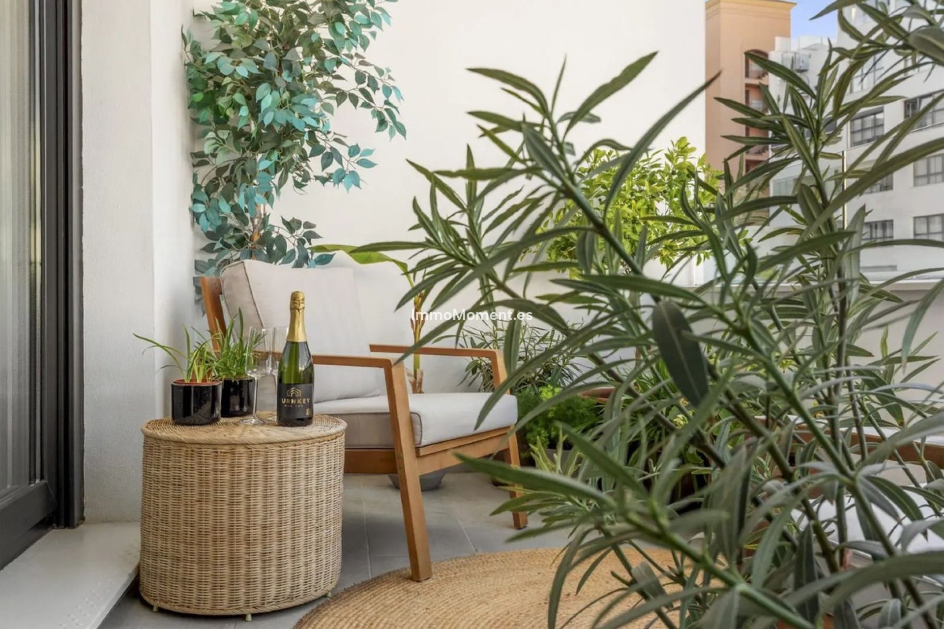 Resale - Apartment - Estepona - Estepona Centro