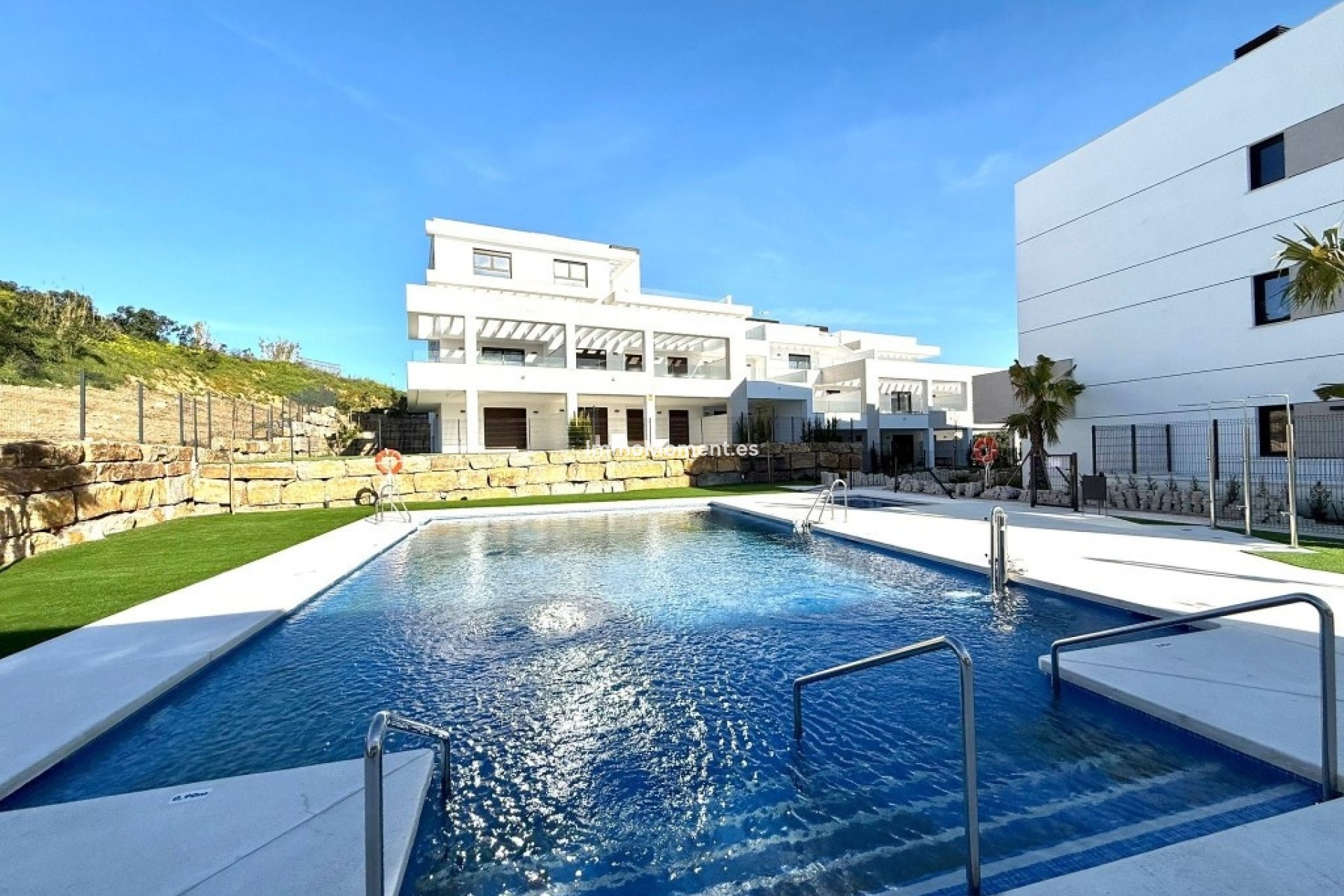 Resale - Apartment - Estepona - Estepona Centro