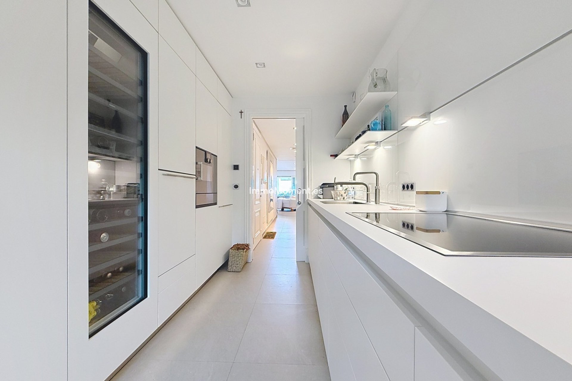 Resale - Apartment - Estepona - Estepona Centro