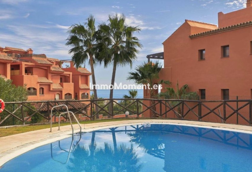 Resale - Apartment - Estepona - Estepona Centro