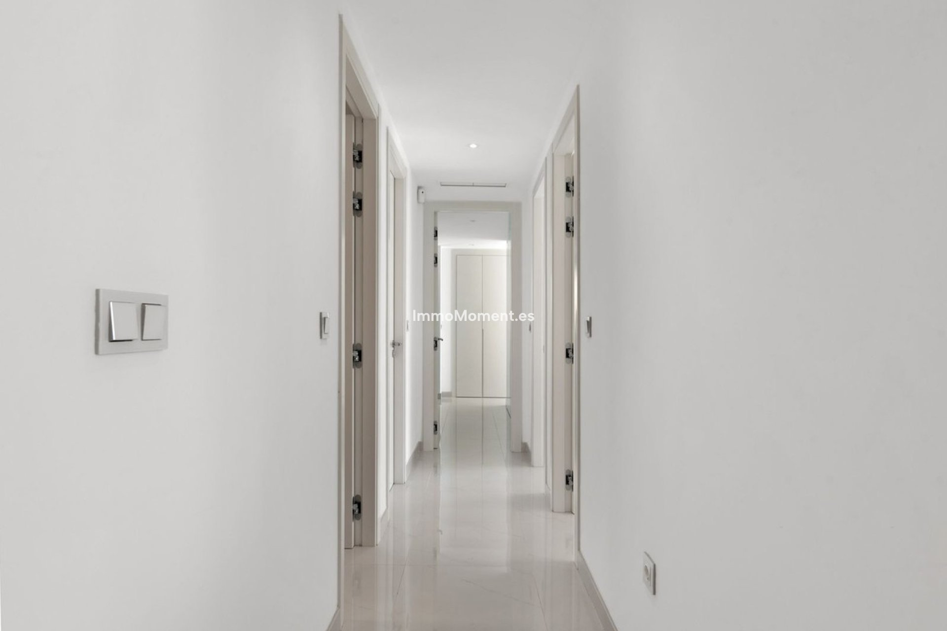 Resale - Apartment - Estepona - Estepona Centro