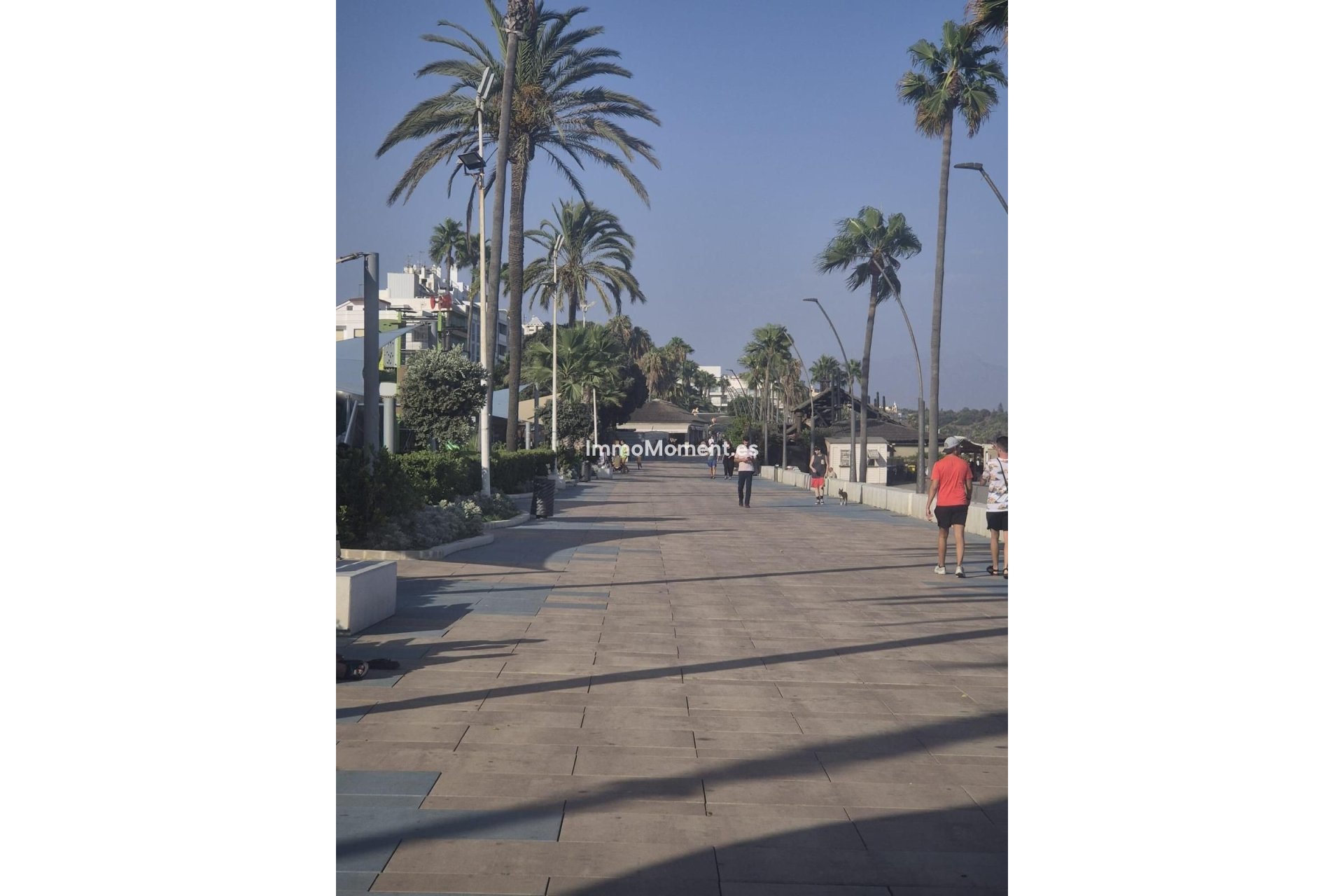 Resale - Apartment - Estepona - Estepona Centro