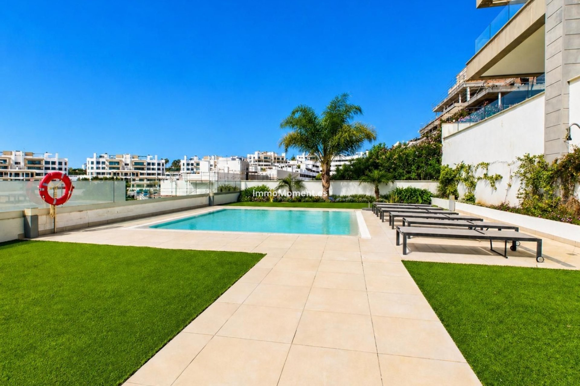 Resale - Apartment - Estepona - Estepona Centro