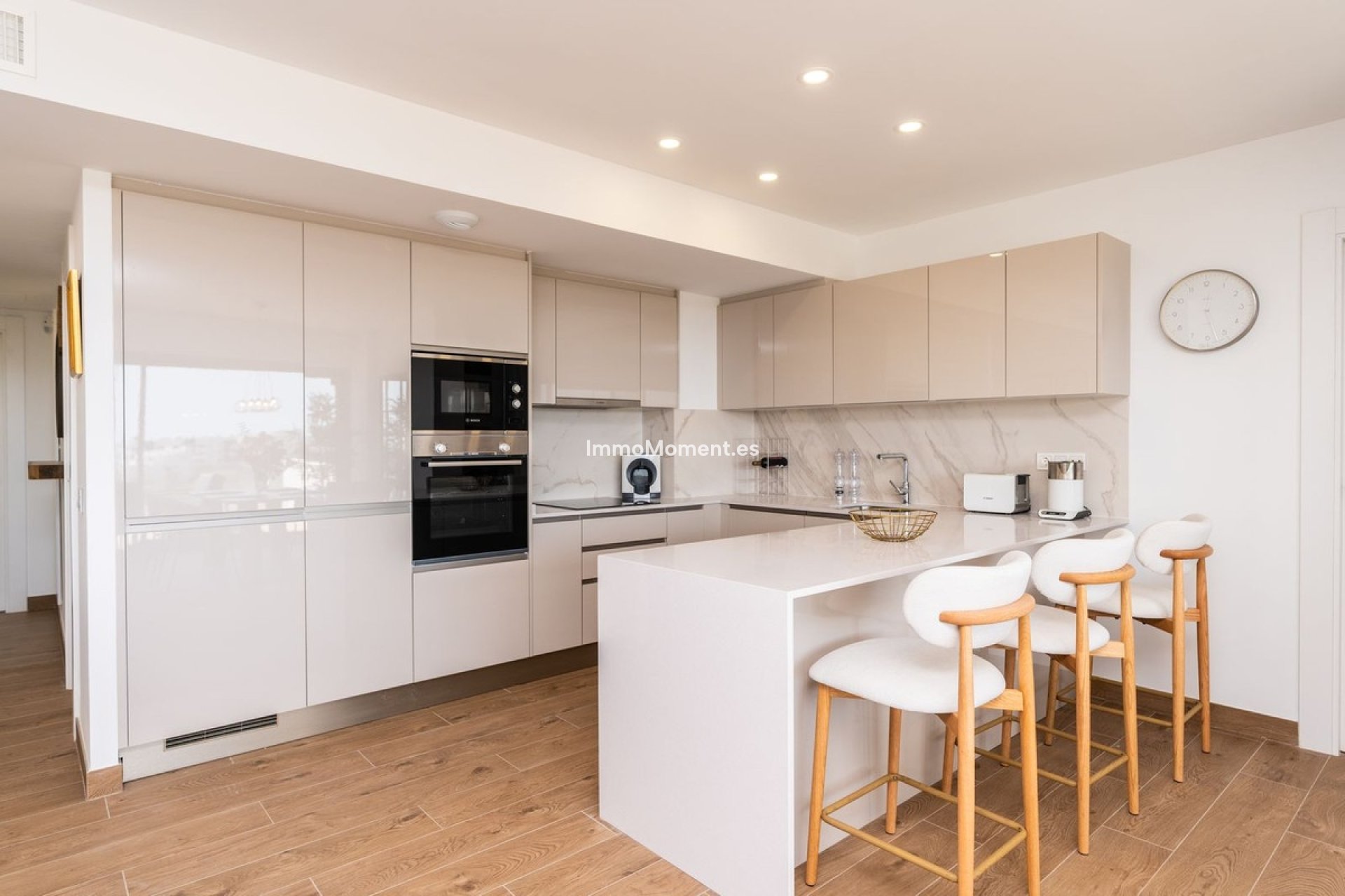 Resale - Apartment - Estepona - Estepona Centro