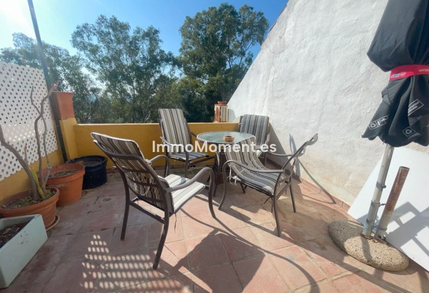 Resale - Apartment - Estepona - Estepona Centro