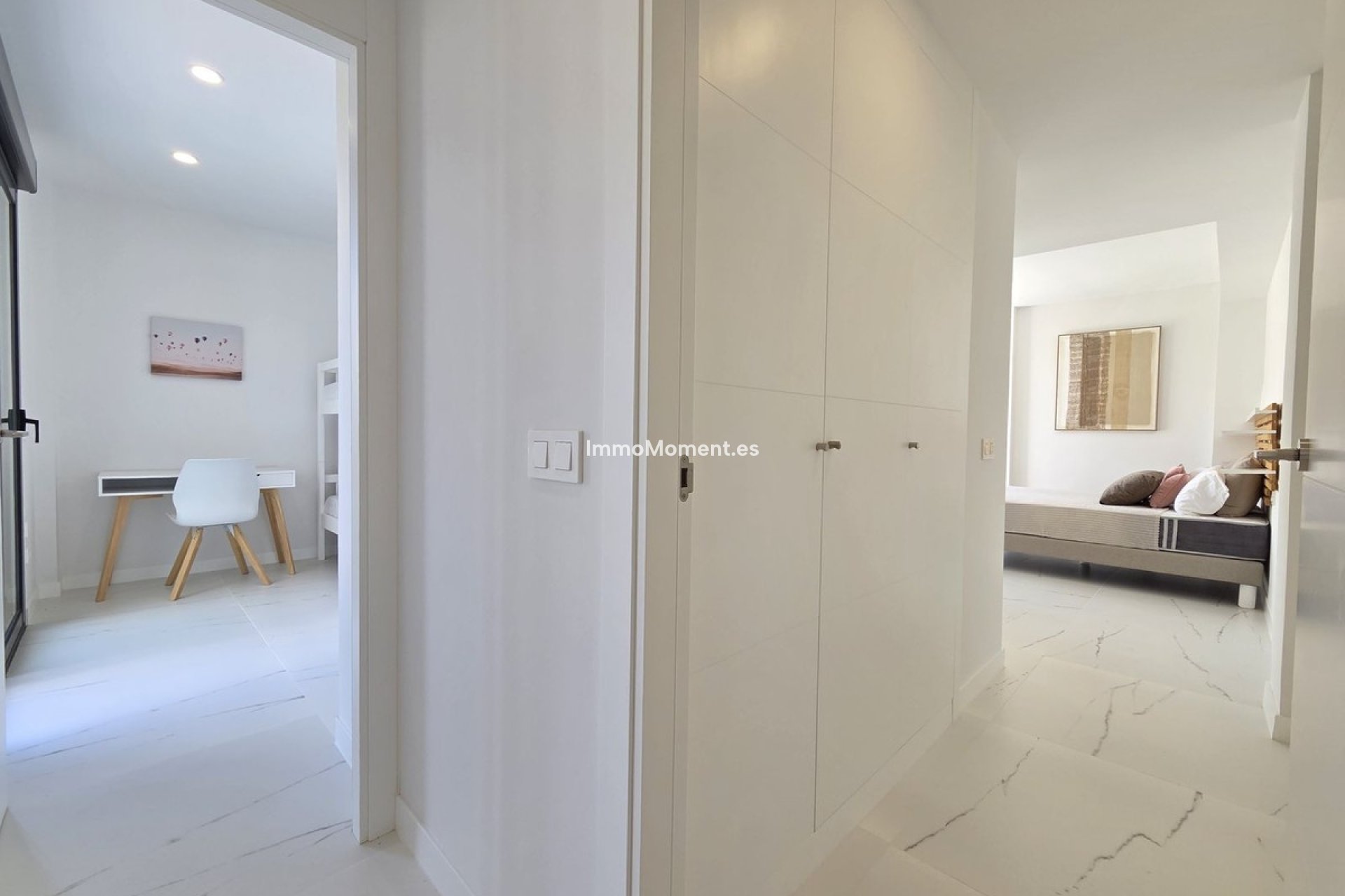 Resale - Apartment - Estepona - Estepona Centro
