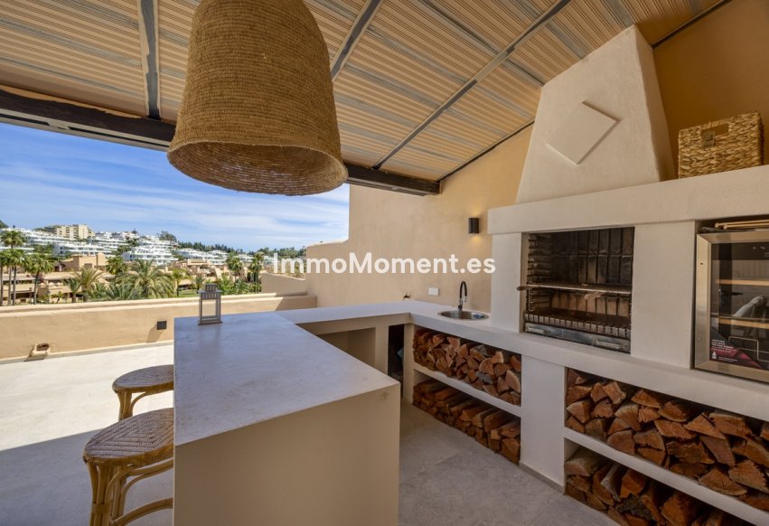 Resale - Apartment - Estepona - Estepona Centro
