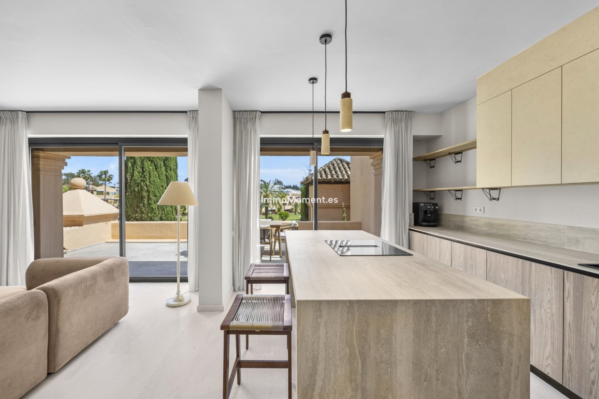 Resale - Apartment - Estepona - Estepona Centro