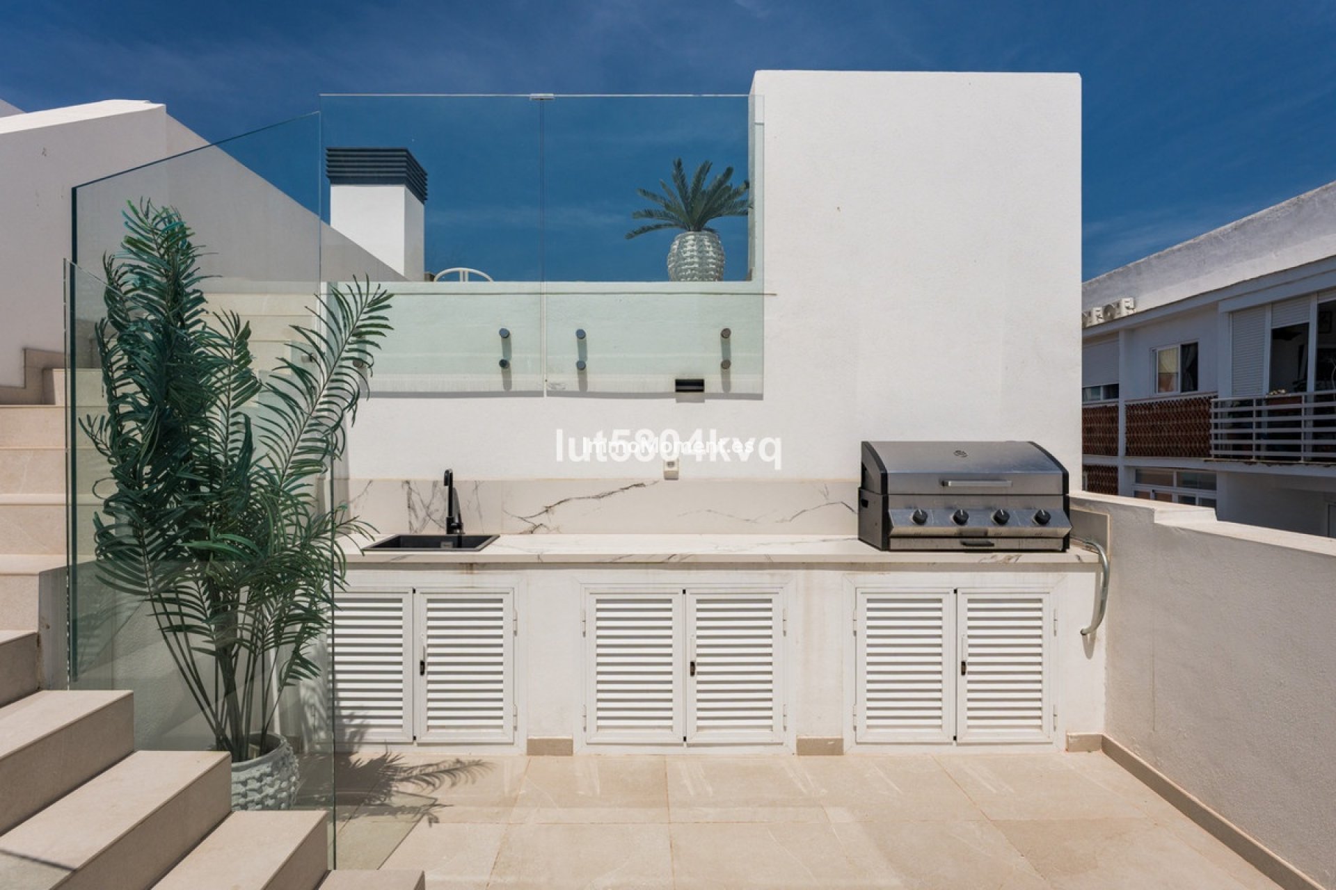 Resale - Apartment - Estepona - Estepona Centro