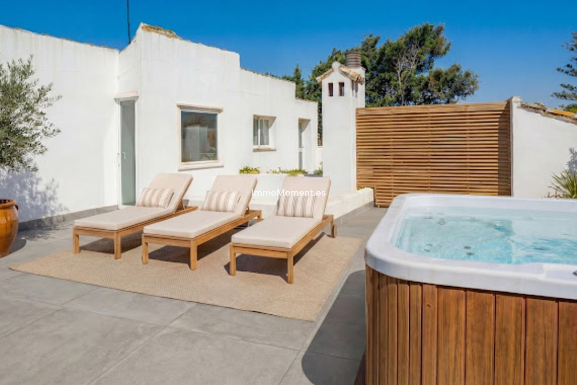 Resale - Apartment - Estepona - Estepona Centro