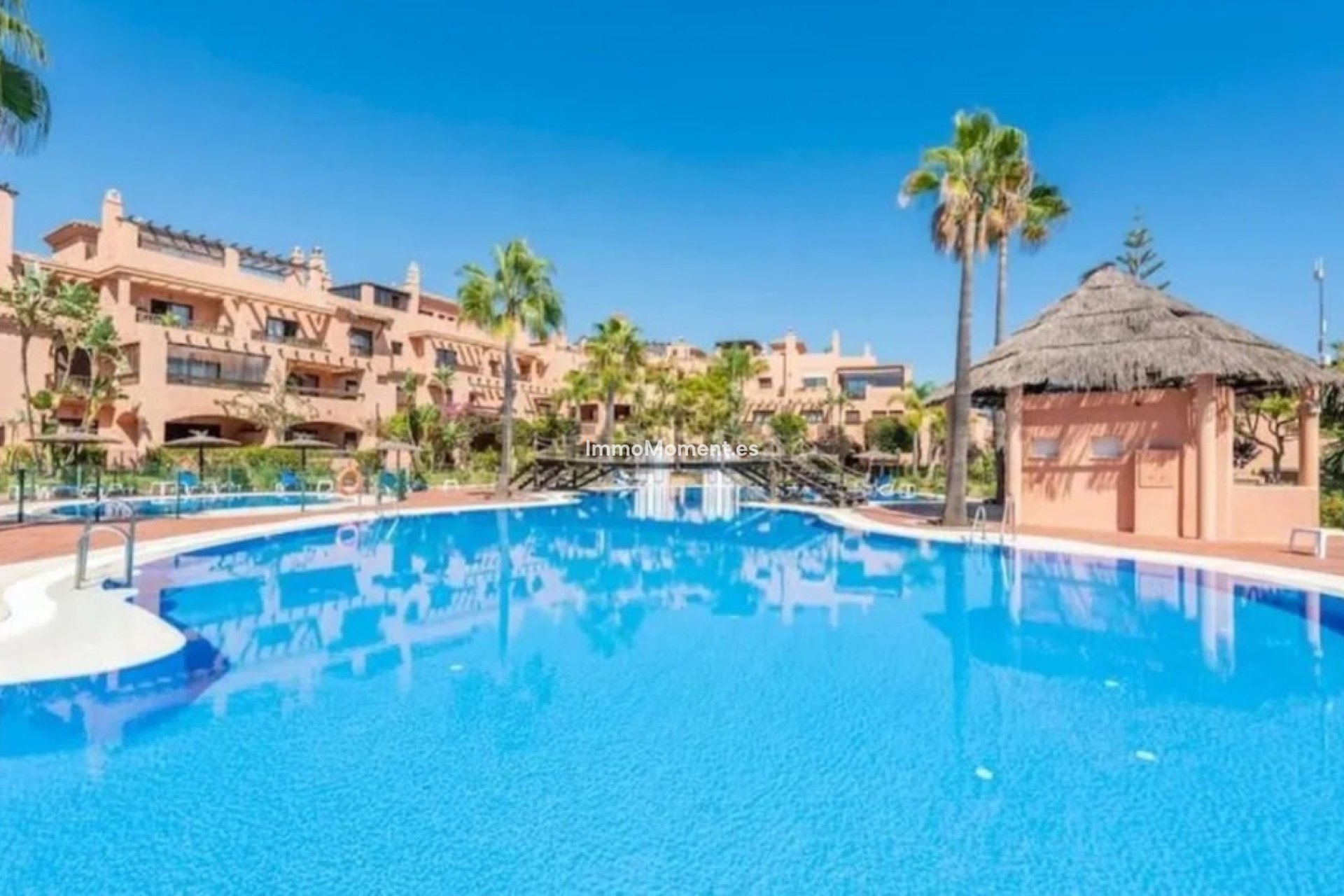 Resale - Apartment - Estepona - Estepona Centro