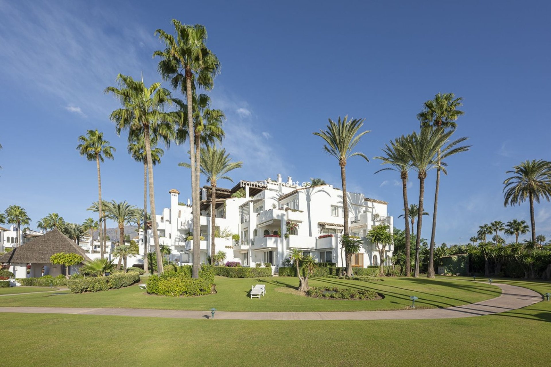 Resale - Apartment - Estepona - Estepona Centro