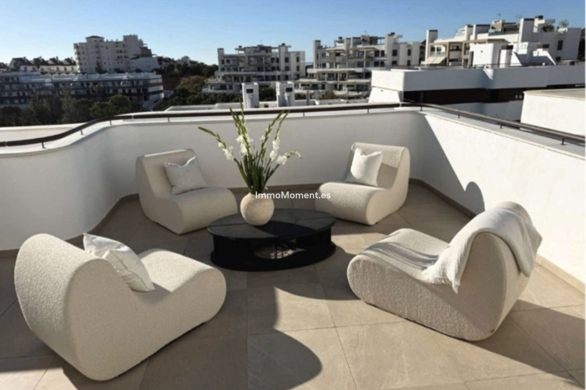 Resale - Apartment - Estepona - Estepona Centro